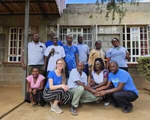 Verena Donislreiter mit dem YISOG Team